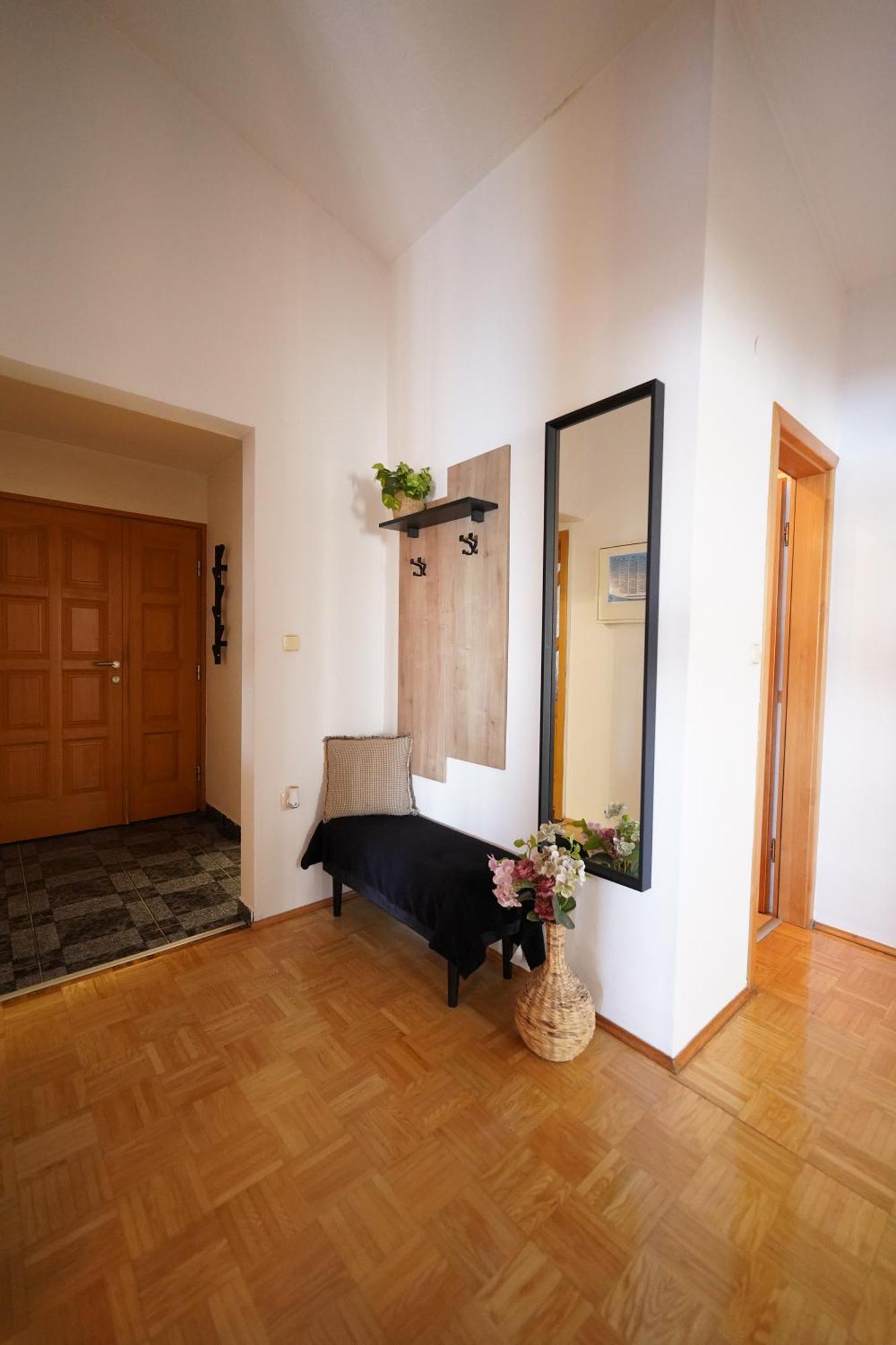 Apartments Loncar-Near Zrce Beach Novalja Exterior foto